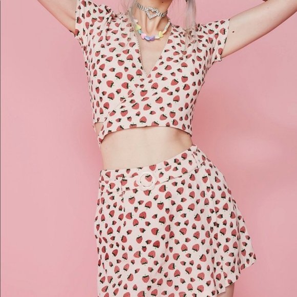 Sugar Thrillz 'Forbidden Fruit' Strawberry Wrap Top - Picture 4 of 6